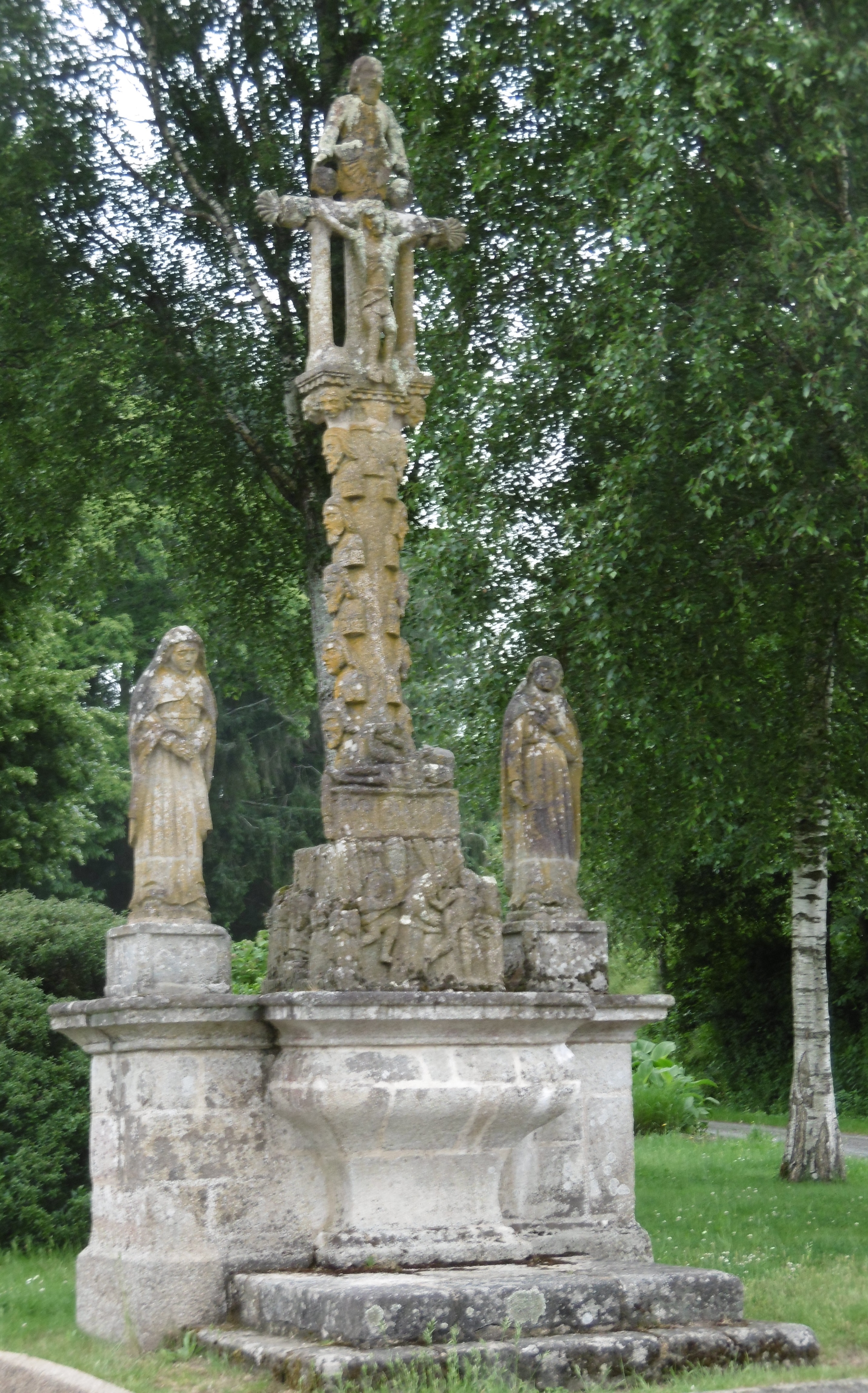 Grand calvaire classé de la route de Guémené